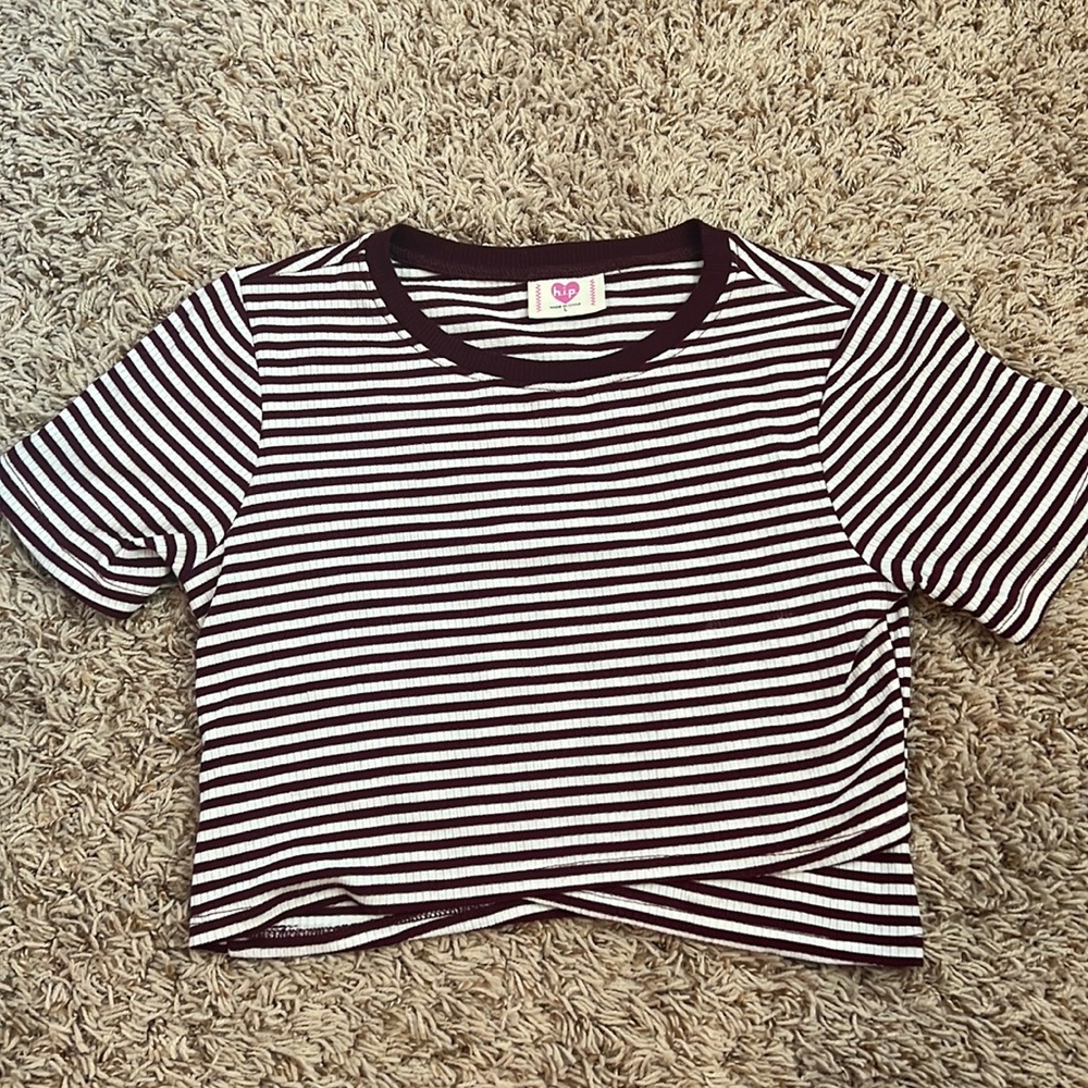 h.i.p. cropped, maroon and white, shirt